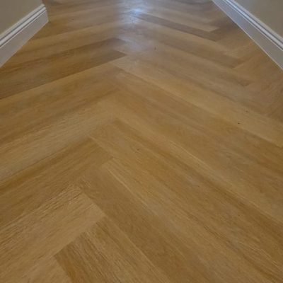 SPC flooring passage